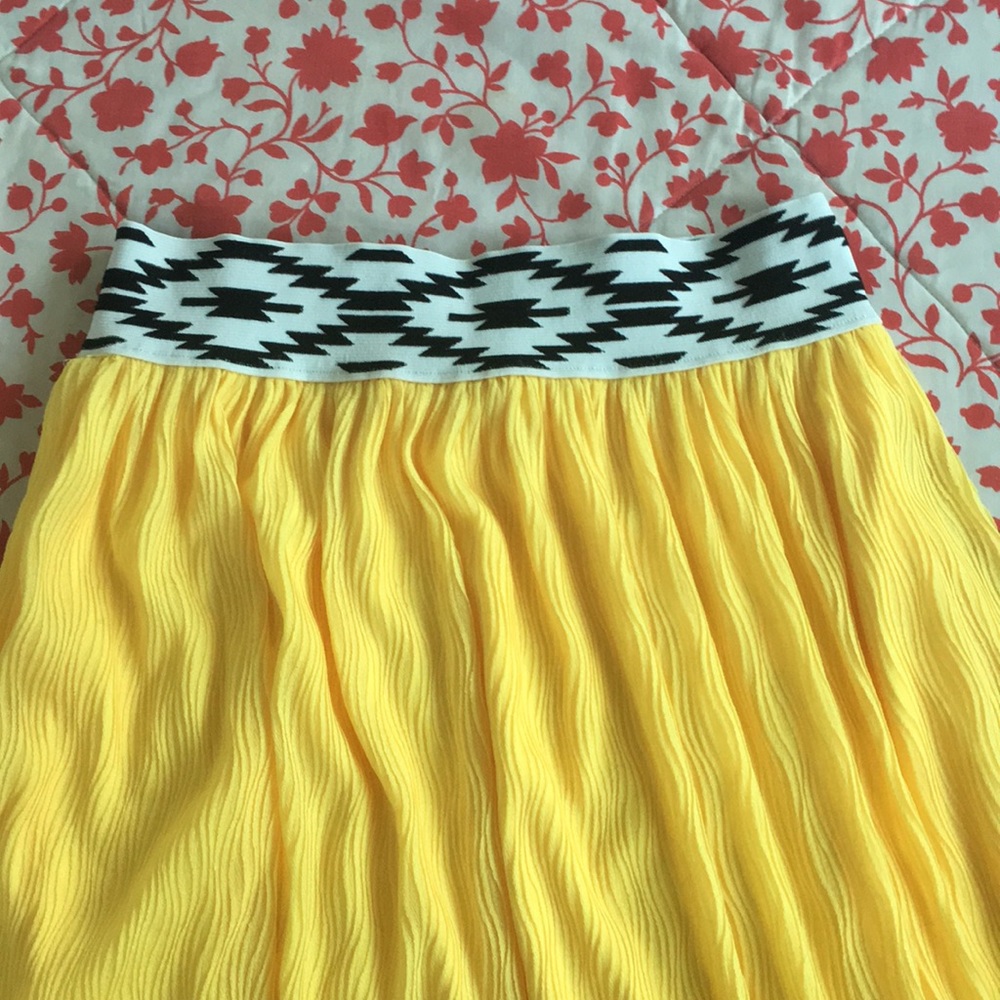 Yellow Mid-Length Skirt, Black and White waist